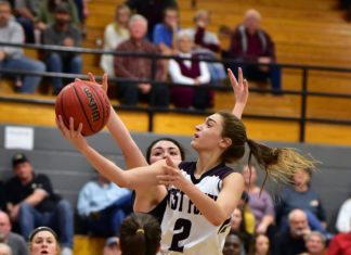 PREP BASKETBALL: West Point rolls Russellville 77-45 to advance to area tournament title game