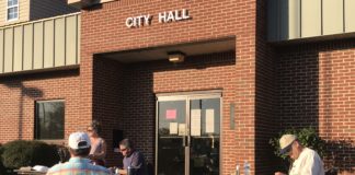Hanceville City Council holds sunny Thursday meeting to discuss local business