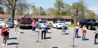 Bringing out the Best: Center Hill Baptist reaches out to children, nursing home residents