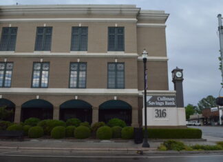 Cullman Savings Bank supports, highlights local businesses with new program