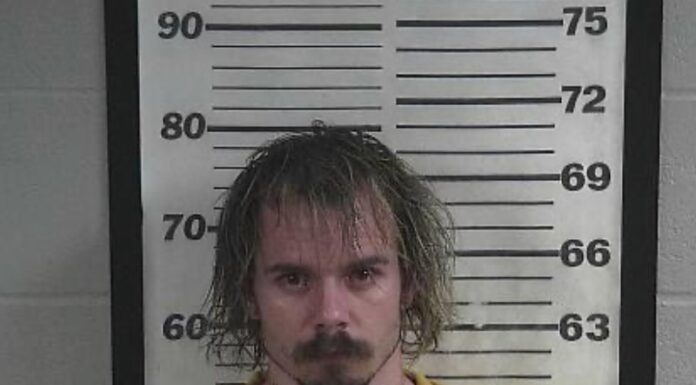 Justin Jeffries facing 4 charges of sexually abusing children younger than 12