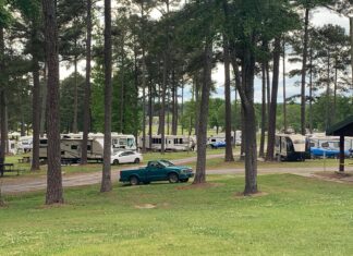 ‘They’ve got to have something to do’: Smith Lake Park Campground operating as normal