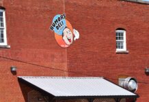 Rumors Deli closes dining room, returns to drive-thru only service