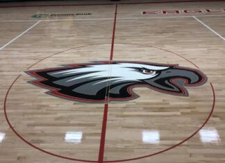 Vinemont Middle School refinishes gym floor