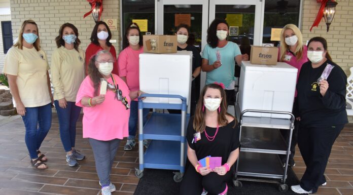 Bringing Out the Best: CATA Health Science staff ‘pops’ in on Hanceville Nursing and Rehab with thanks, Frios