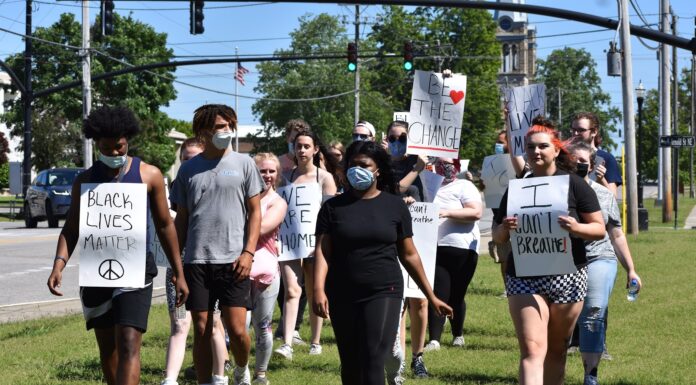 Protesters in Cullman demonstrate against racism; counterprotesters vow to protect property