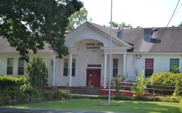 Preserving history: Garden City Elementary School