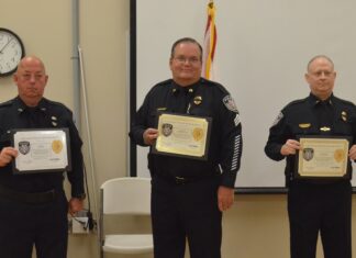 3 CPD officers receive years of service pins