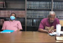 Curtis Johnson will challenge Donnis Leeth for mayor of Colony