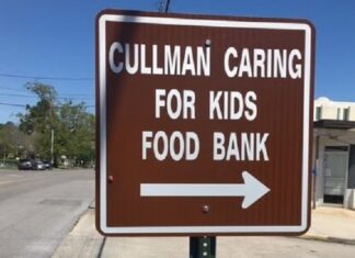 4-year-old philanthropist donates piggy bank contents to Cullman Caring for Kids