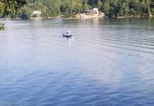 (Updated) Boat flips on Smith Lake, fate of operator unknown