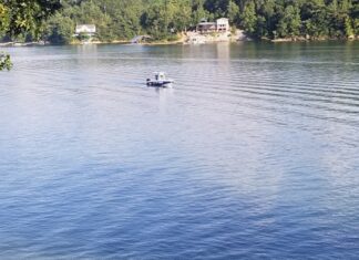 (Updated) Boat flips on Smith Lake, fate of operator unknown
