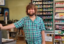 Get reeled into Garden City Shiner Shack