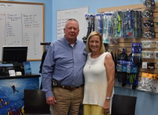 Clemons unseats Walker in commission chairman race