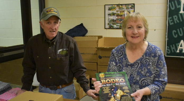 Local couple reaches out to veterans, law enforcement with fundraising, special services