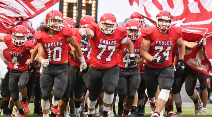 PREP FOOTBALL: Vinemont edges Hanceville 31-30 in season-opener