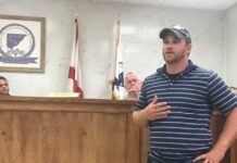 Hanceville talks subdivisions, grants liquor license