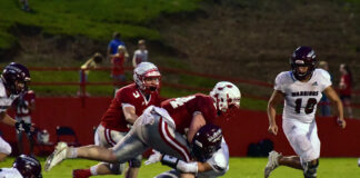 PREP FOOTBALL: Battle in the Swamp: Raiders put game away late, 31-14