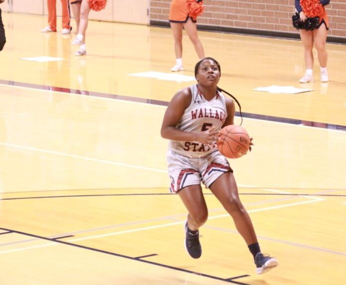 Imari Martin (1) trim