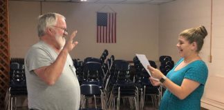 Berlin swears in Hardman as new councilman