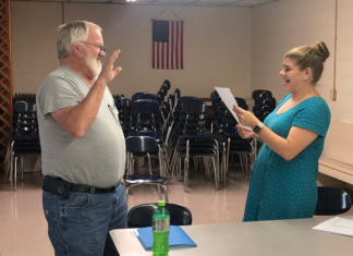 Berlin swears in Hardman as new councilman