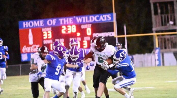 PREP FOOTBALL: Oakman bruises Broncos, 40-16