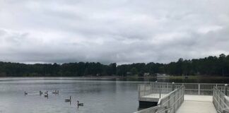 Explore: Scenic Sportsman Lake Park