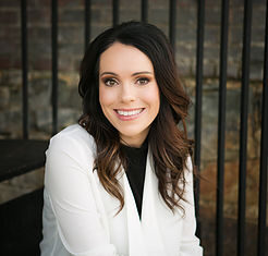 ‘Anxiety Elephants’ author Caris Snider to present by livestream to students Sept. 29