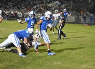 PREP FOOTBALL: Knights outlast Panthers, 28-27, at home