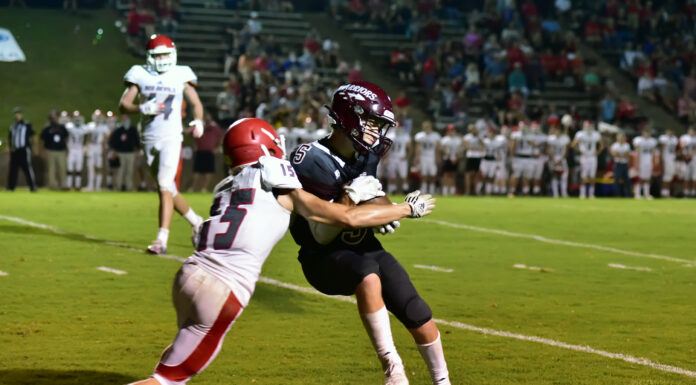 PREP FOOTBALL: Warriors’ comeback falls short 31-28