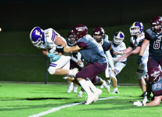 PREP FOOTBALL: Aggies edge Warriors 28-27 in instant classic