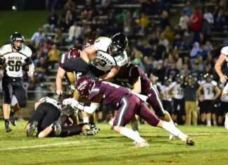 PREP FOOTBALL: Warriors drop another tight one at home, 43-35