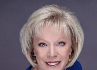 Wallace State President Dr. Vicki Karolewics receives Emma Marie Eddleman Citizen of the Year Award from Cullman Area Chamber of Commerce