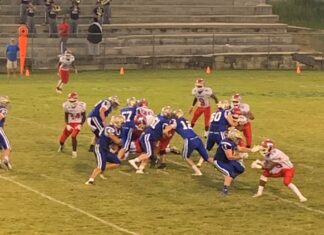 PREP FOOTBALL: Bulldogs bounce back with dominant 33-8 win over Midfield