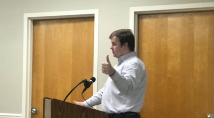 Commission bids farewell to Walker, talks Reliance Worldwide project