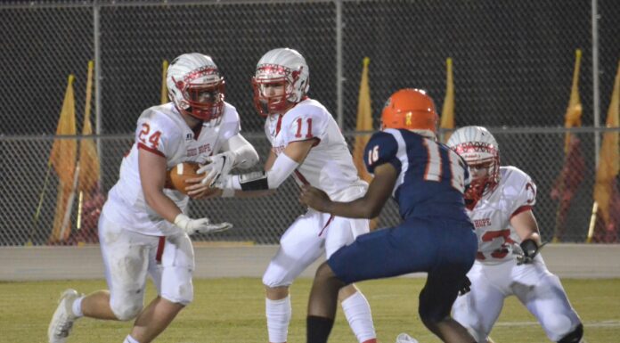 PREP FOOTBALL: Raiders roll past Fultondale 31-25