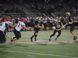 PREP FOOTBALL: Adams’ game-winner leads Cullman past Muscle Shoals 30-29