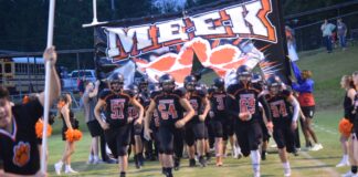 PREP FOOTBALL: Meek edges Lynn 34-32 to earn 1st win of season