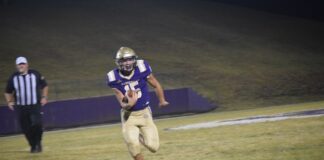 PREP FOOTBALL: Etowah downs Hanceville, 40-0