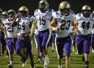 PREP FOOTBALL: Redskins tame Bulldogs, 56-24