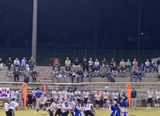 PREP FOOTBALL: Bulldogs rally to defeat Lamar County 42-27