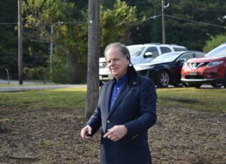 Doug Jones makes campaign stop in Cullman