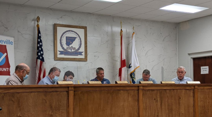 Hanceville: Come to the parade, stay to shop!