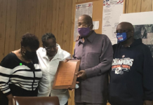 Colony bids farewell to Mayor Leeth