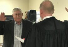 New Baileyton mayor, council sworn in