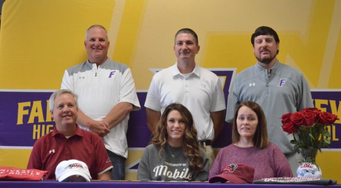 PREP GOLF: Fairview’s Lawson signs with Mobile