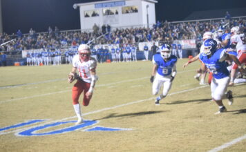 PREP FOOTBALL PLAYOFFS: Good Hope falls at West Limestone in 2nd round, 21-12