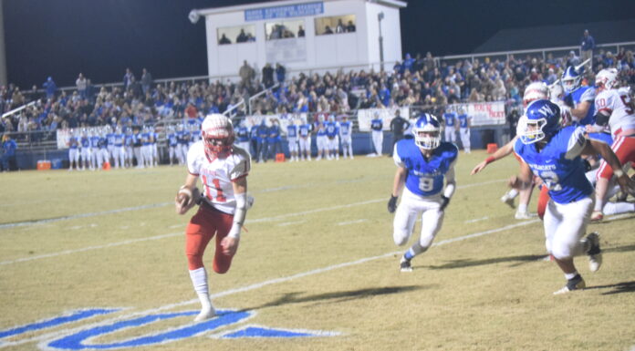 PREP FOOTBALL PLAYOFFS: Good Hope falls at West Limestone in 2nd round, 21-12