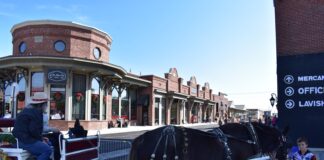 Warehouse District paving completed just in time for Christmas Open House