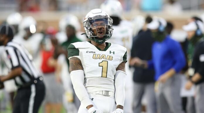 Harris named to Mayo Clinic Comeback Player of the Year Watch List